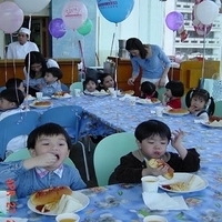 2001.04.27-Andrea 3rd Bday-005.JPG