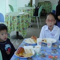 2001.04.27-Andrea 3rd Bday-007.JPG