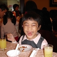 2004.12.10-dinner-008.JPG