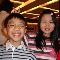 2004.12.10-dinner-018.JPG