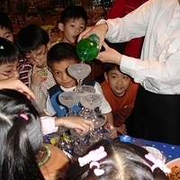 2005.04.23-Andrea 7th Bday-033.JPG