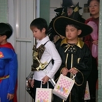 2005.10.31-Halloween-010.jpg