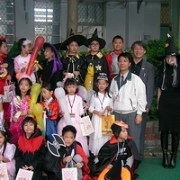2005.10.31-Halloween-014.jpg