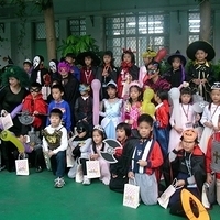 2005.10.31-Halloween-022.jpg