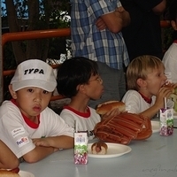 2005.10.29-baseball-010.JPG
