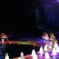 2011.12.19-dancingwater-081.JPG
