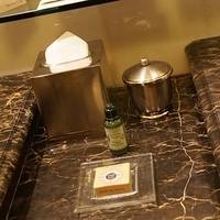 2011.12.19-fourseasons-019.JPG