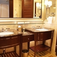 2011.12.19-fourseasons-020.JPG