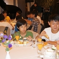 2011.06.03-party-050.JPG