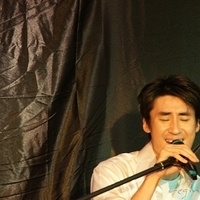 2011.06.03-party-102.JPG